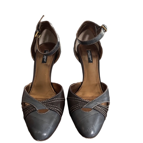 DOLCE & GABBANA
Leather Printed D'Orsay Pumps size 39 is IS size 9. - Picture 1 of 16